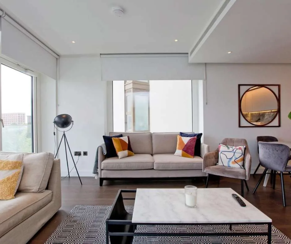 Contemporary Two Bedroom Apartment in London photo 5