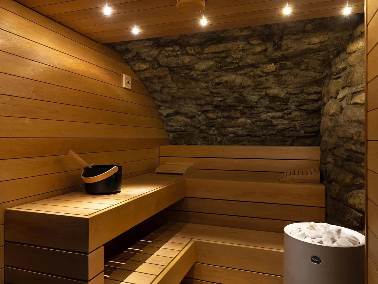 Beautiful Lakefront Apartment with Sauna photo 5