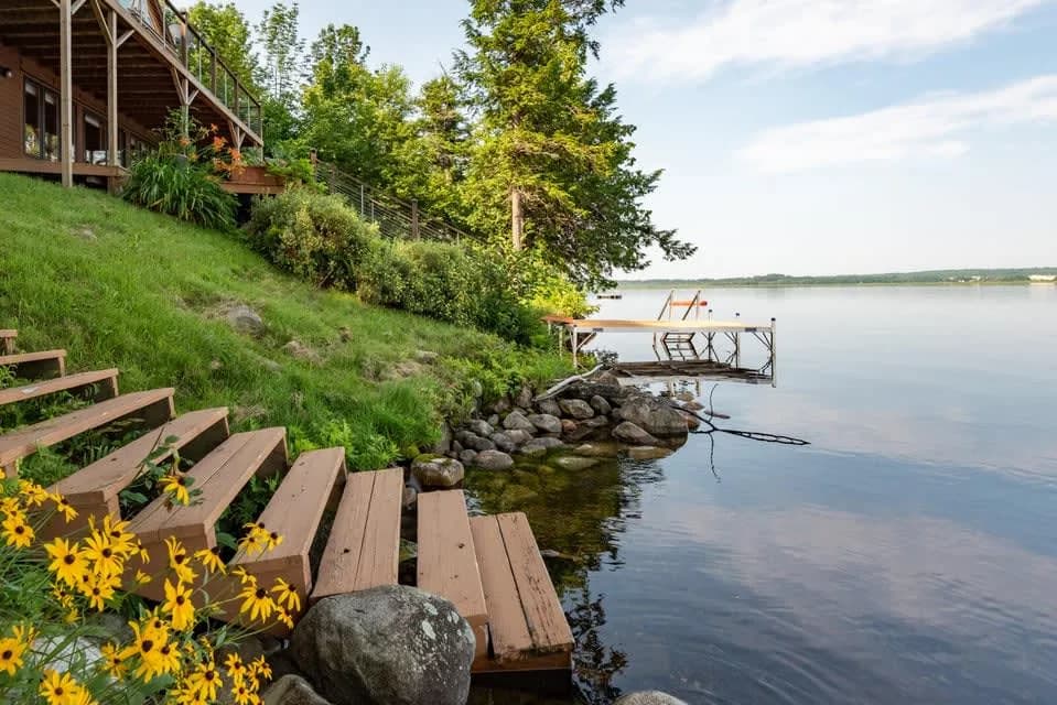Lakefront Three-Bedroom Villa in Belgrade photo 3