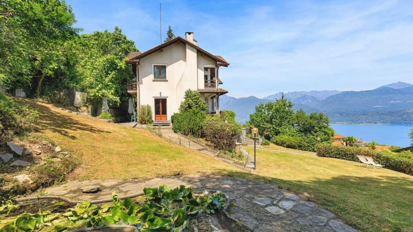 Budget Friendly Villa With Incomparable Lake View