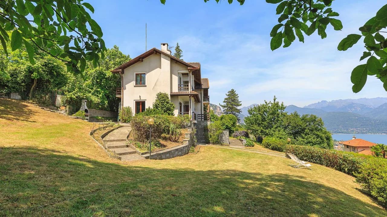 Budget Friendly Villa With Incomparable Lake View photo 5