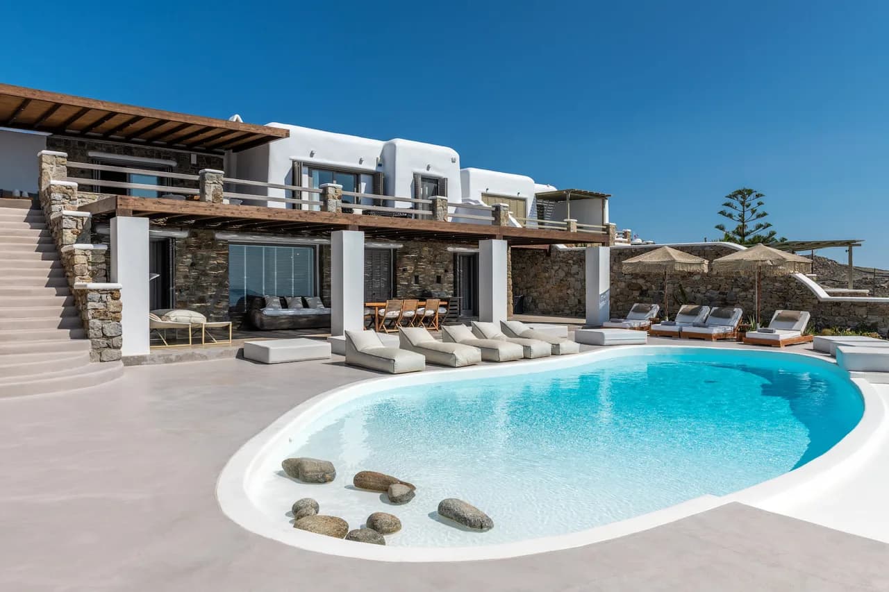 Stunning 8-Bedroom Mykonos Villa with Jacuzzi
