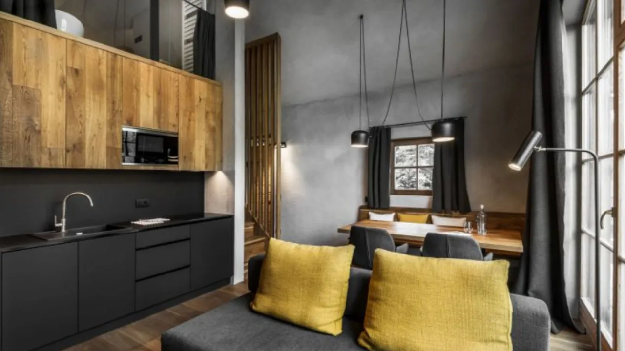 Contemporary Mountain Haven Beautiful Stylish Dupl photo 5