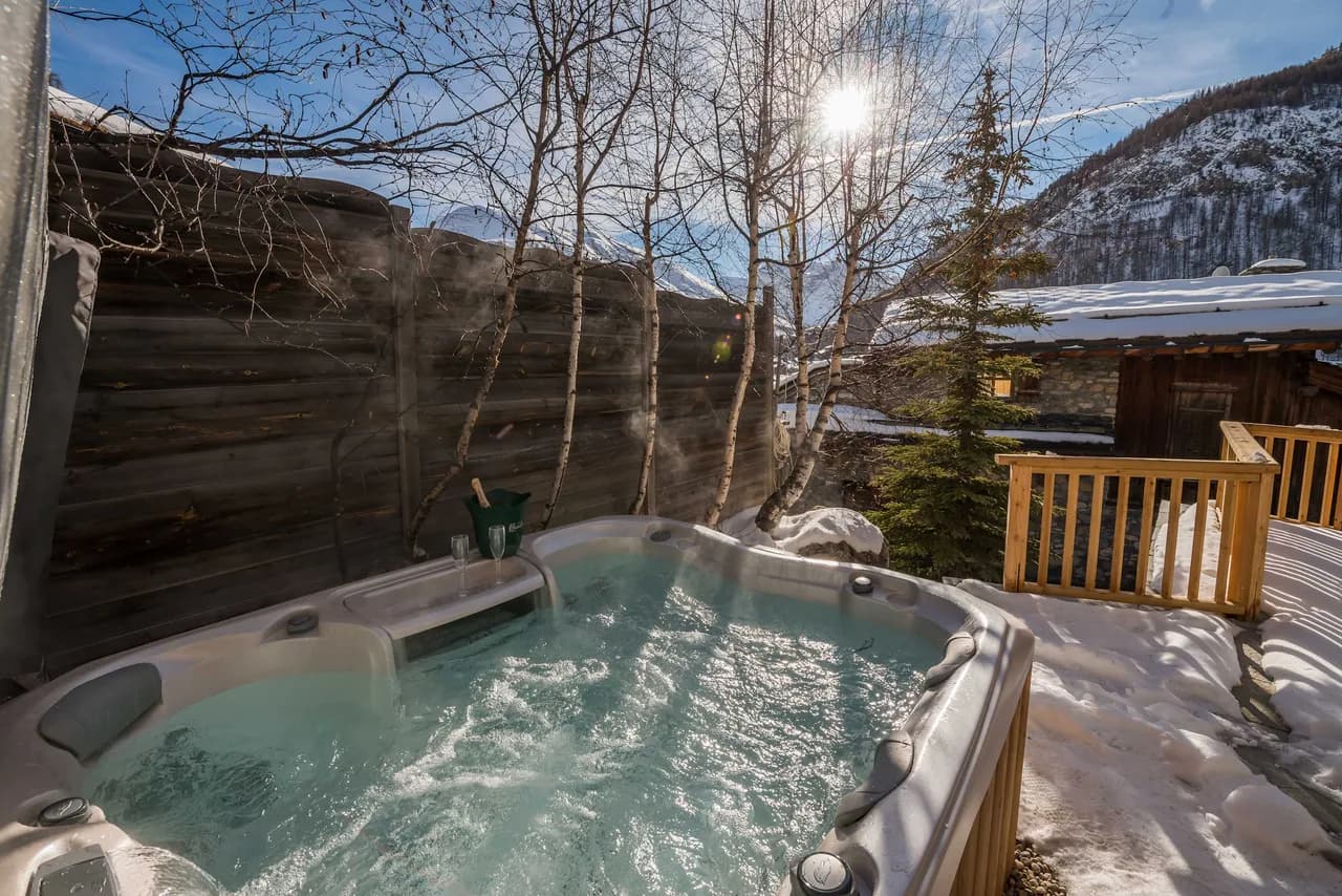 High-altitude Luxury Chalet In Val D’isère photo 3