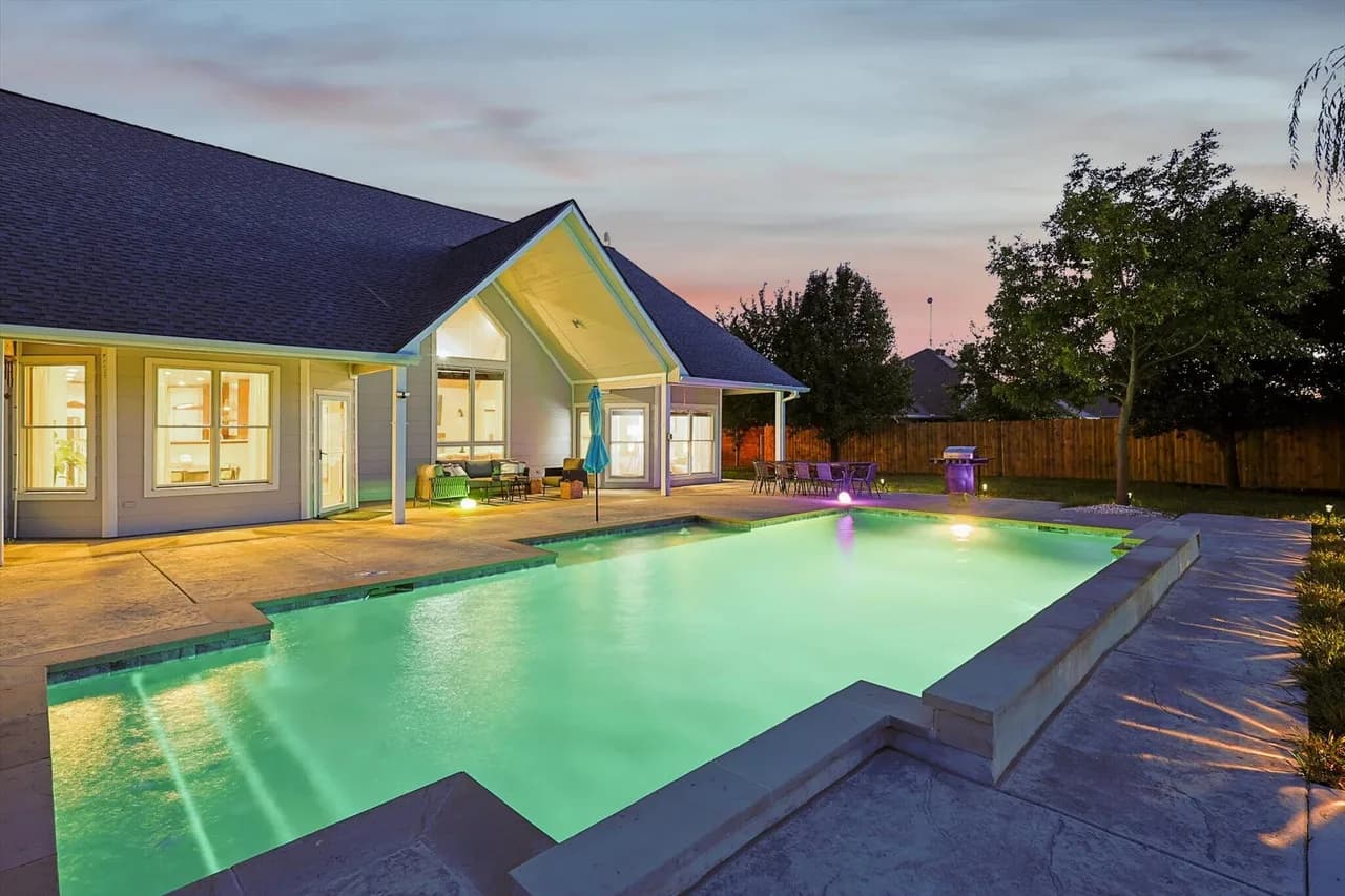 Accessible Five Bedroom Villa in Ponder photo 4