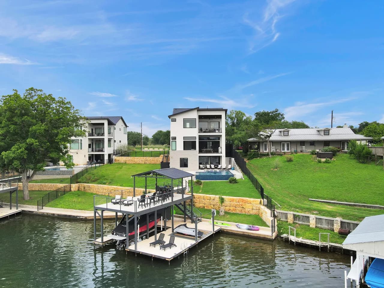 Family-Friendly Villa with Boat Slip in Burnet