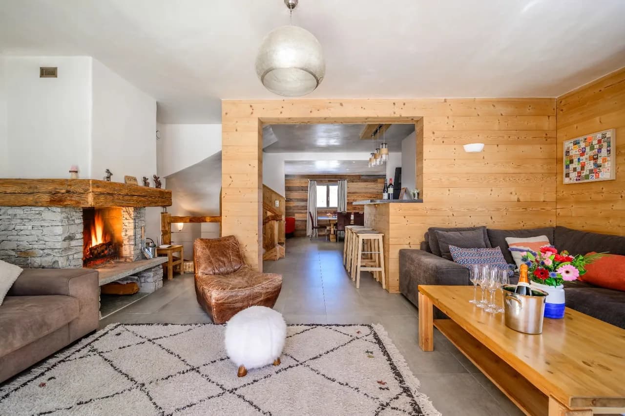 Inviting Val d'Isère Chalet with Sauna photo 5