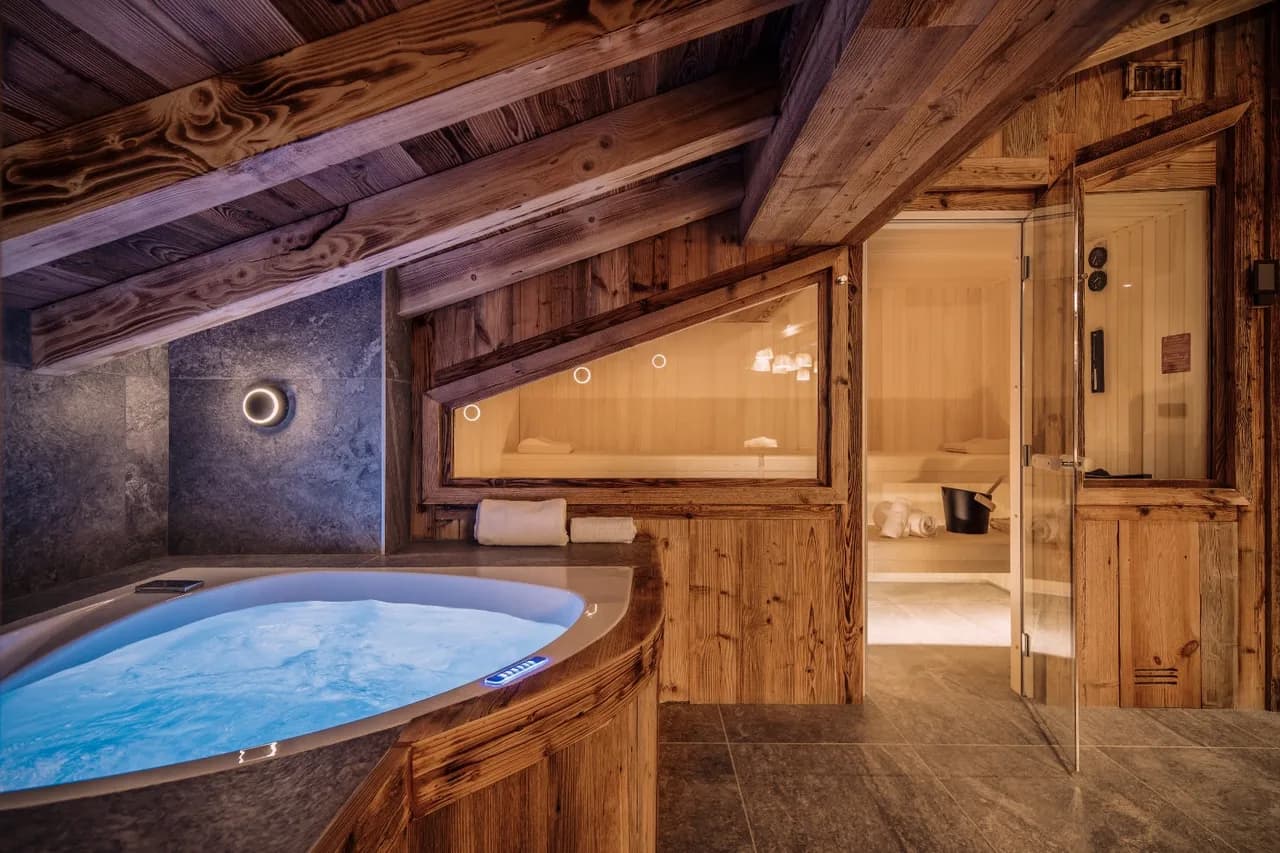 Scenic Getaway Luxurious Chalet in Mountains photo 5