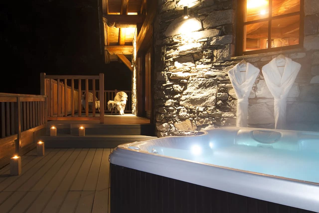 SUN-DRENCHED CHALET IN THE HEIGHTS OF VAL D'ISÈRE photo 5