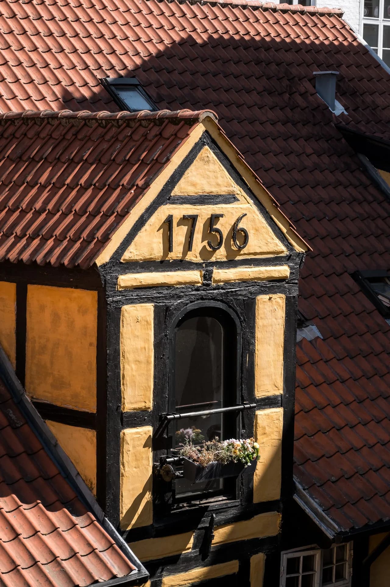 Elegant Four Bedroom Suite in Copenhagen photo 5
