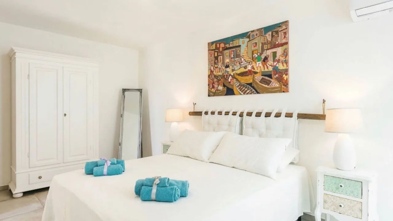 Deluxe Villa With Private Pool & Garden Oasis photo 3