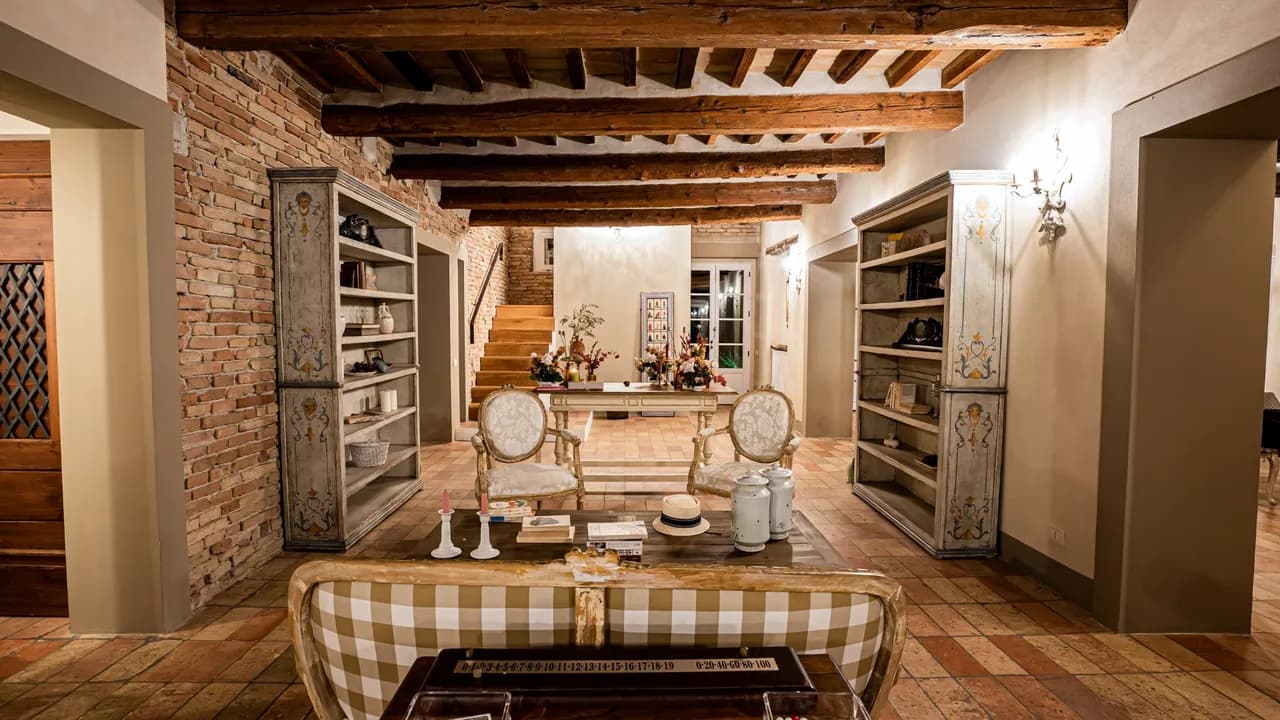 Lavish Retreat With Private Pool & Jacuzzi photo 3