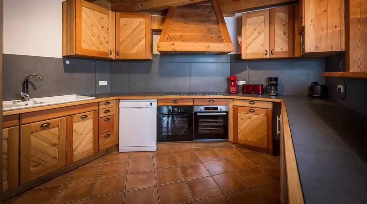 Luxury Chalet with Spa in Alpe d'Huez photo 4