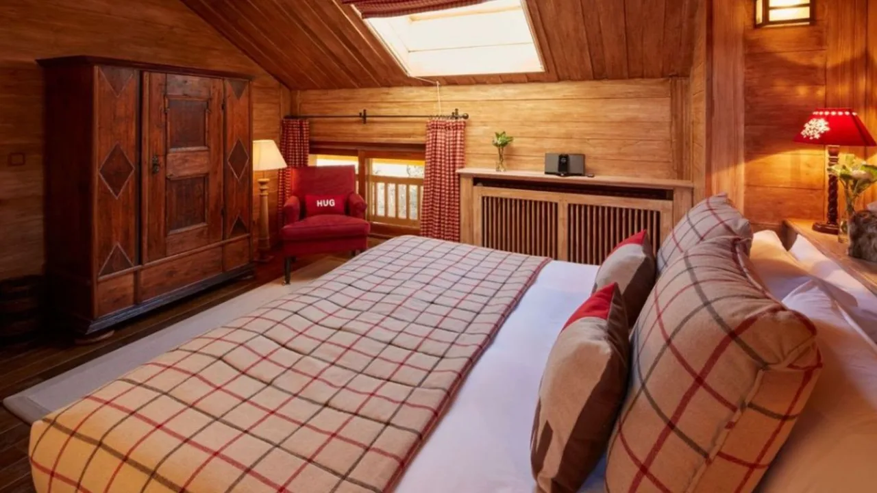 Chalet Elegance Méribel Village Mountain Retreat photo 3
