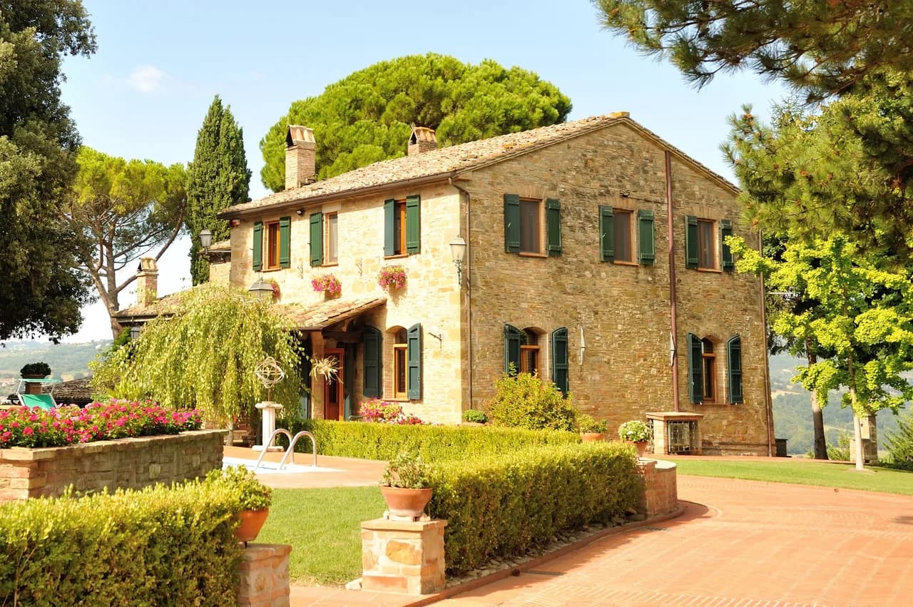 Villa With Timeless Elegance And Tranquility