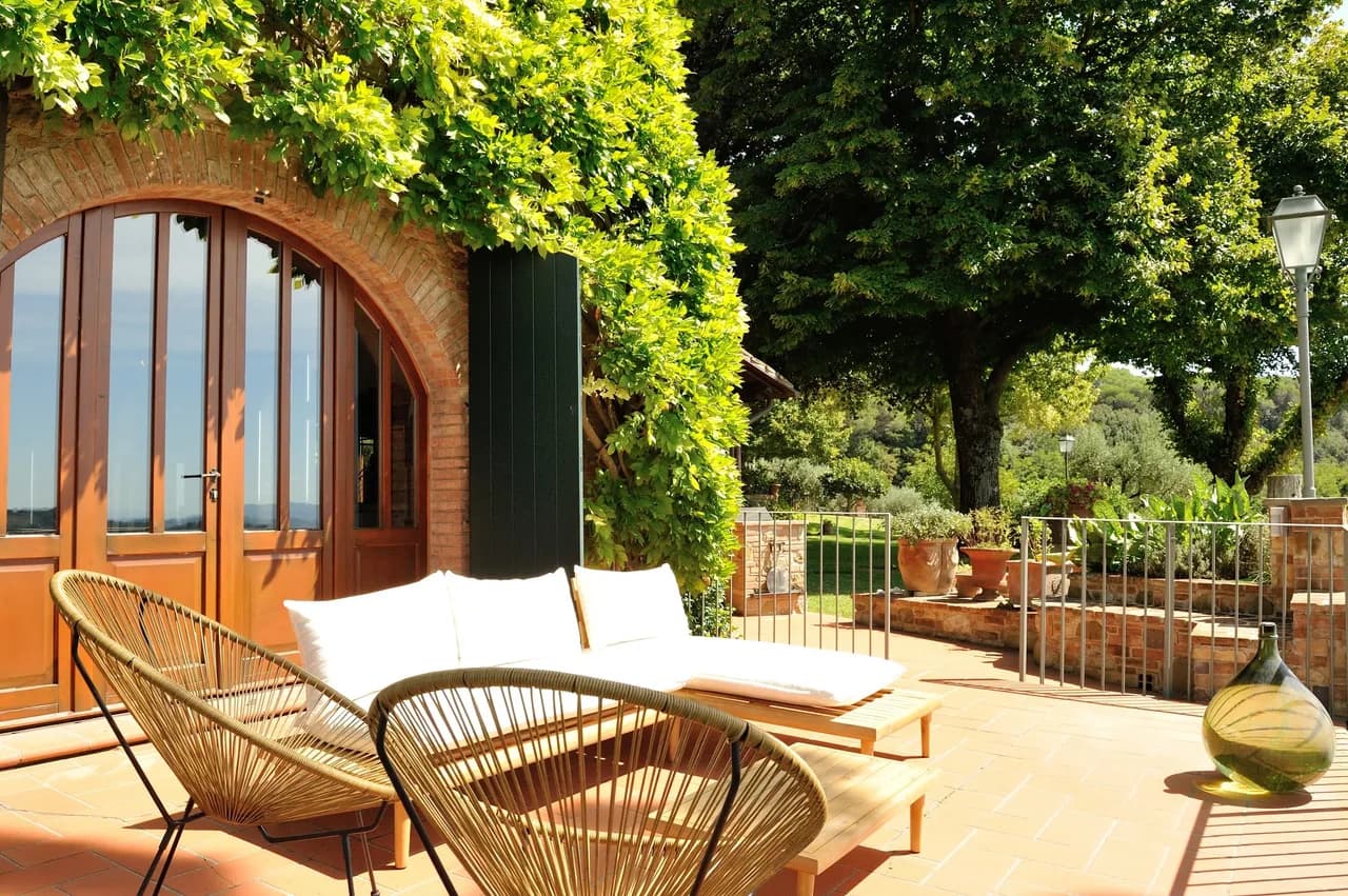 Villa With Timeless Elegance And Tranquility photo 5