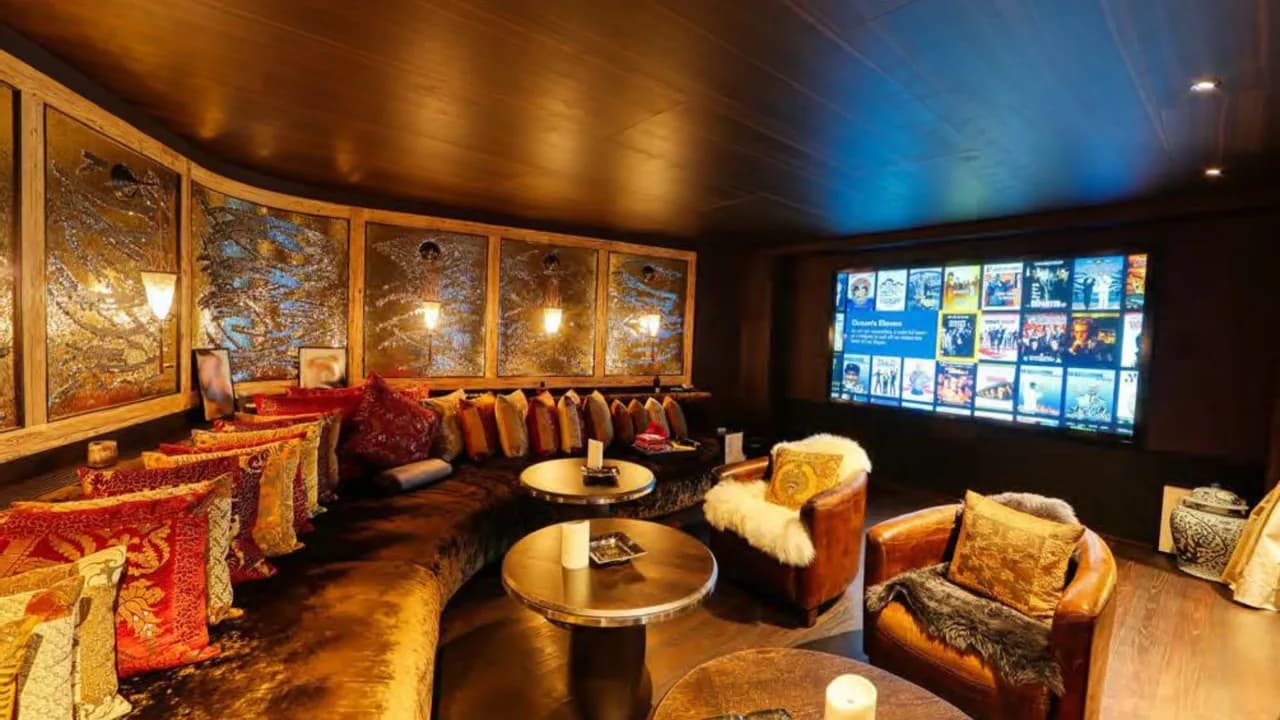 Modern Chalet in Gstaad With Premium Amenities photo 5