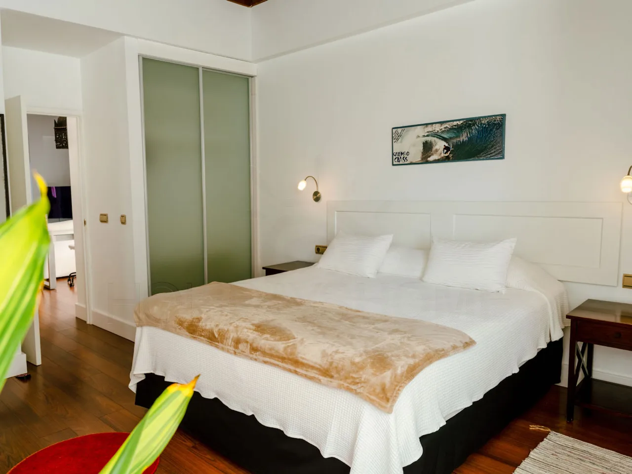 Beachfront Serenity with Private Pool in Corralejo photo 3