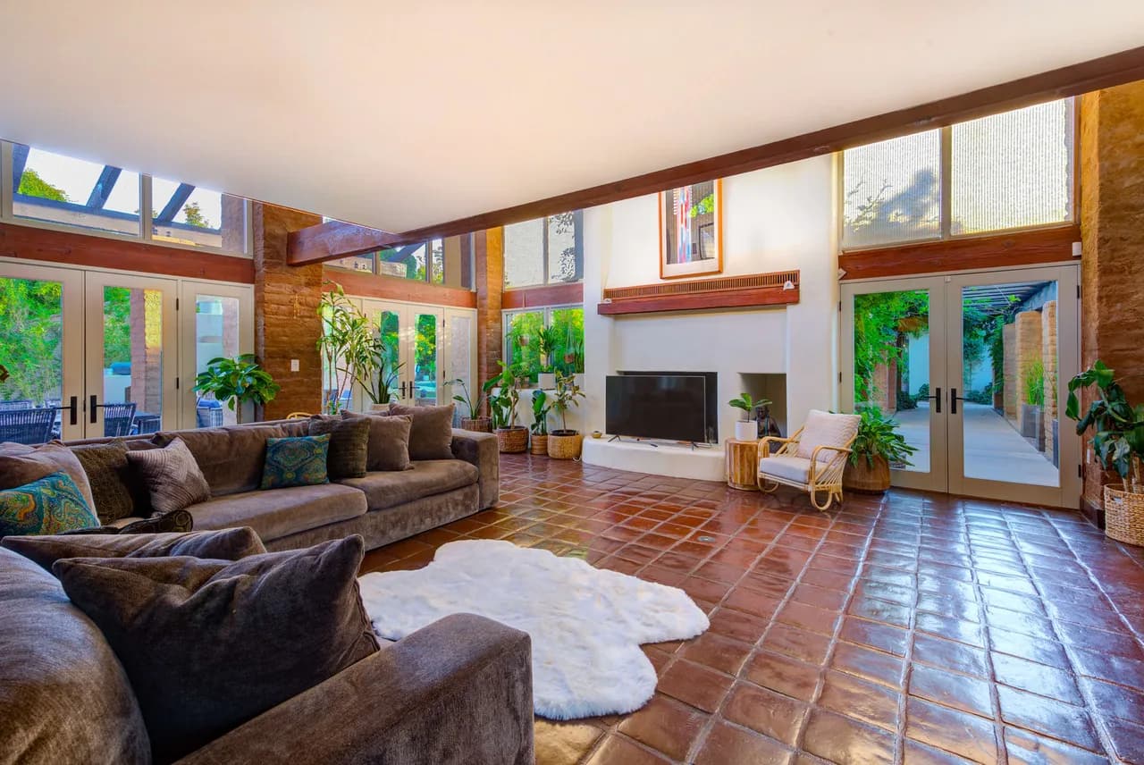 Luxury Retreat in Phoenix's Arcadia Area photo 4