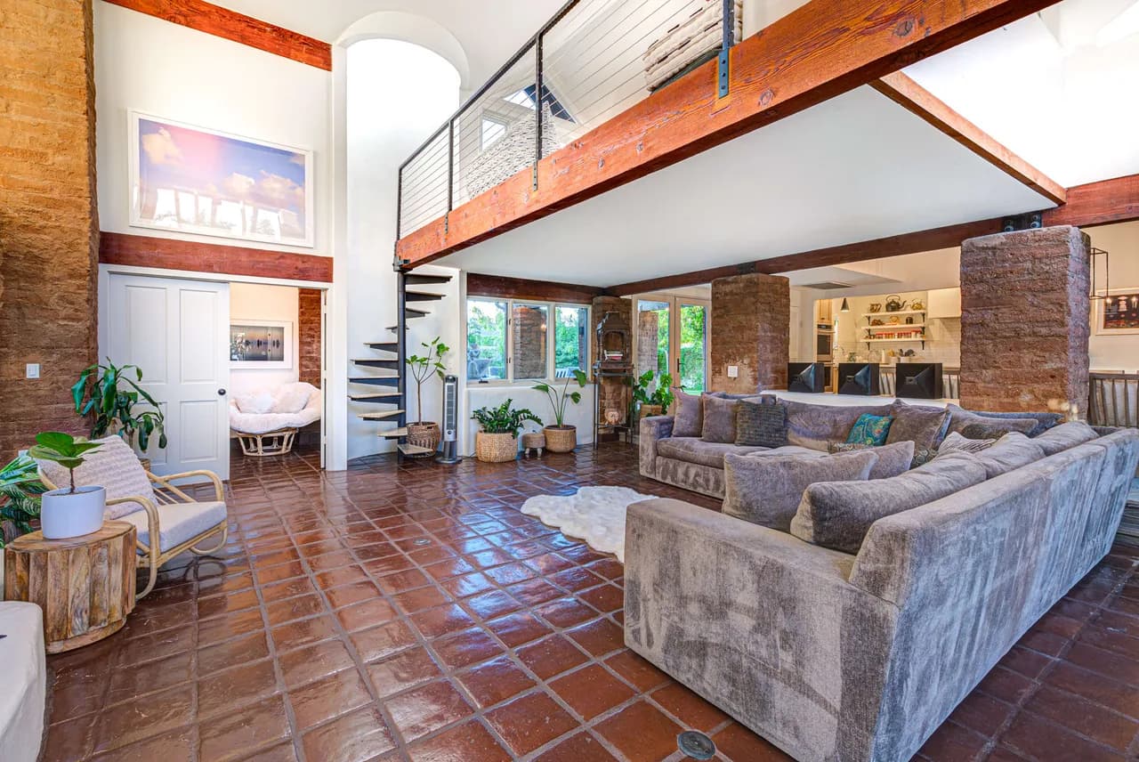 Luxury Retreat in Phoenix's Arcadia Area photo 5
