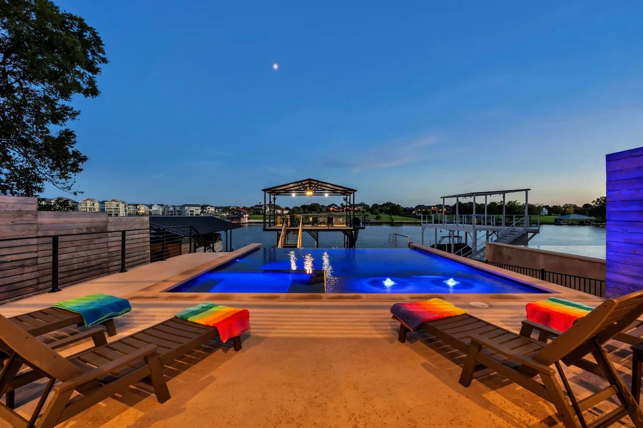 Luxury Family Villa in Kingsland Texas photo 4