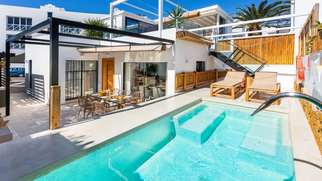 Luxury Villa In The Heart Of Corralejo photo 5