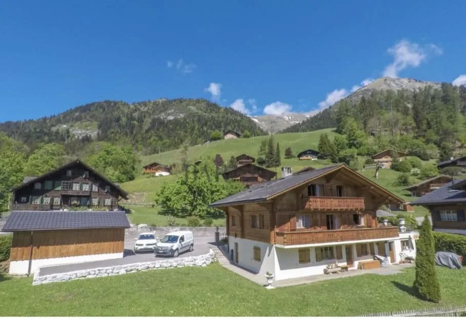 Enchanting 4BR Chalet Nestled in the Heart of a Pristine Apine Landscape photo 5