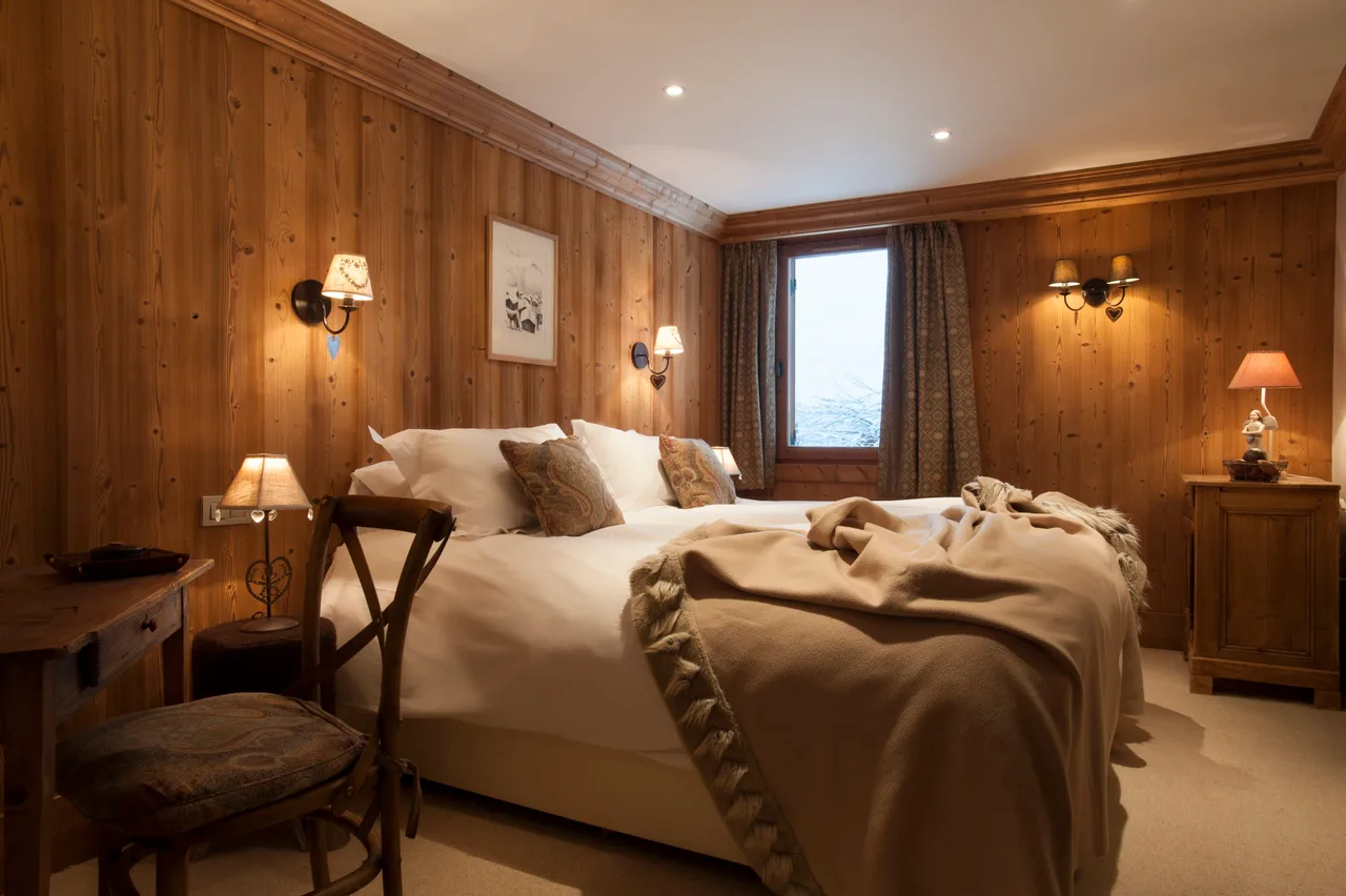 Best Location And Most Luxurious Chalet In Meribel photo 2