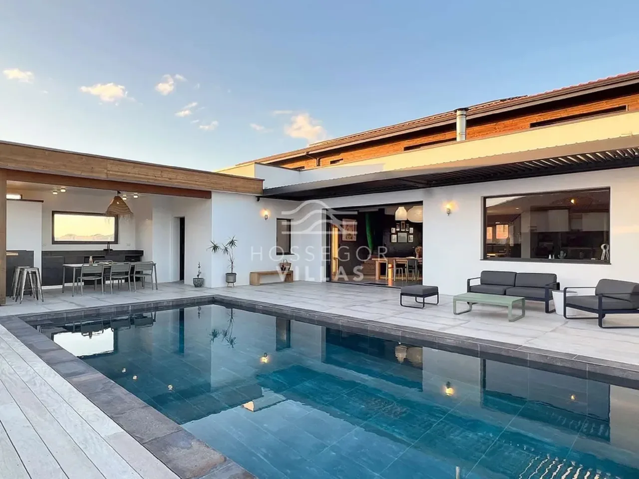 Magnificent Contemporary Villa On The Sand Dunes photo 5