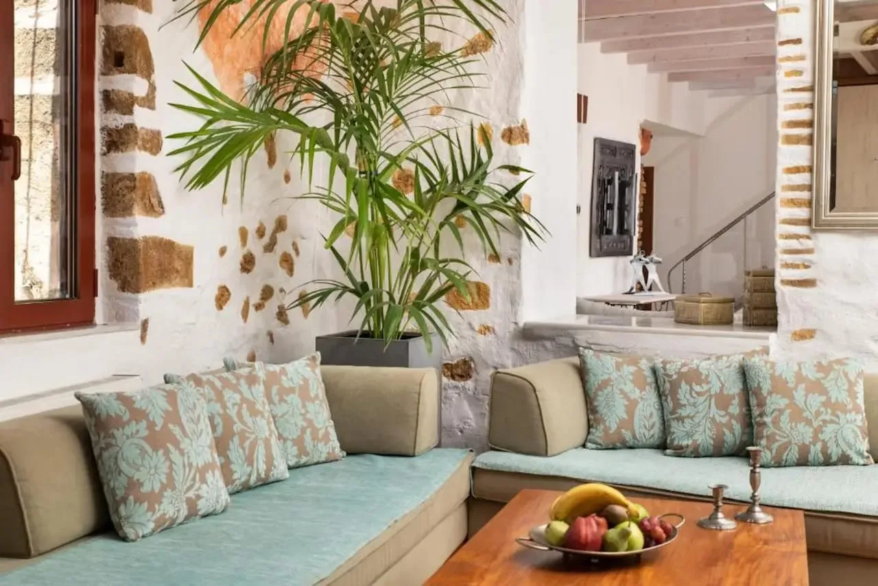 Exclusive Villa with Jacuzzi and Garden in Old Town photo 2