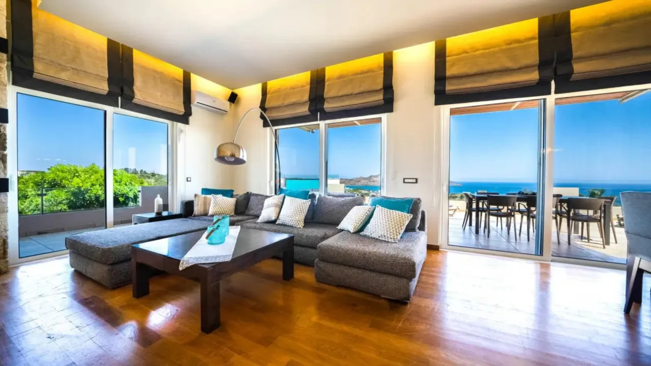 Modern Retreat Overlooking Lush Olive Groves photo 4