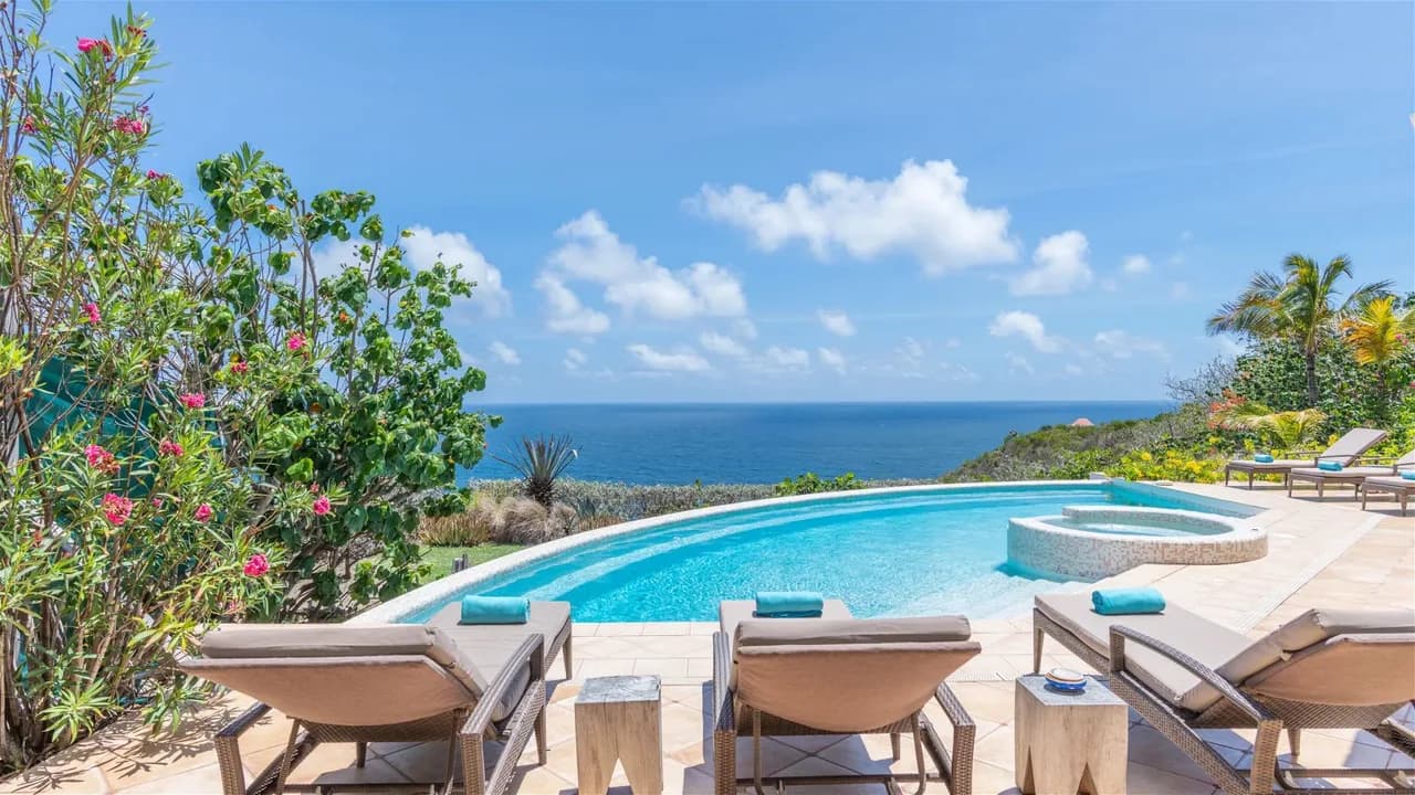 Superb Caribbean Villa With Heated Pool And Jacuzzi photo 4
