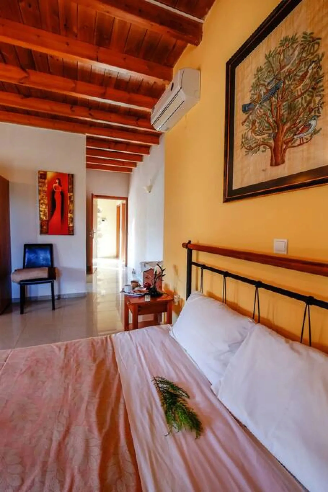Two-Floor Traditional Stone Villa photo 5