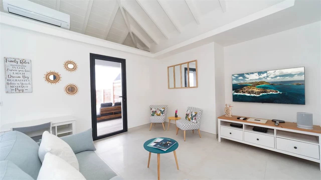 Idyllic One Bedroom Retreat in Flamands photo 5