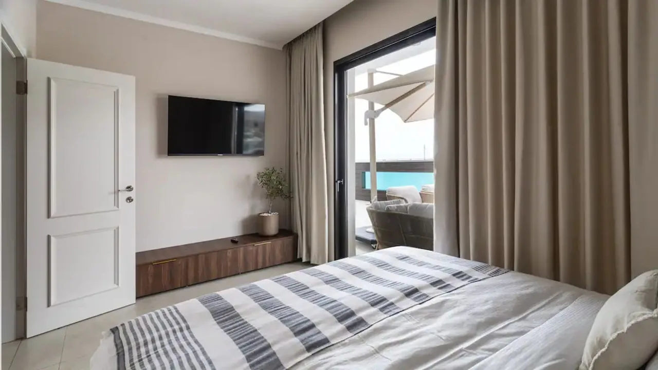 Charming Migdal Villa With Pool Views photo 4