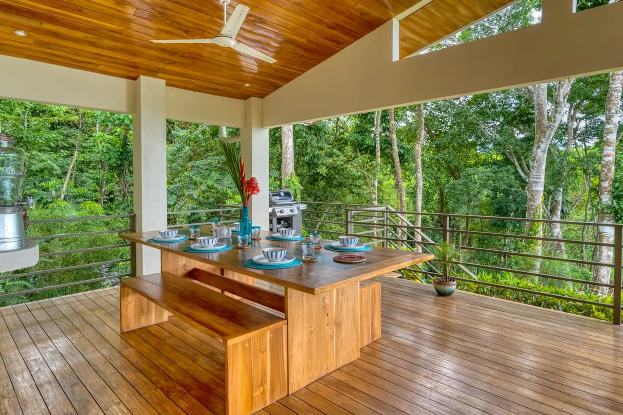 7BR Luxurious Getaway In Magical Tropical Setting photo 4