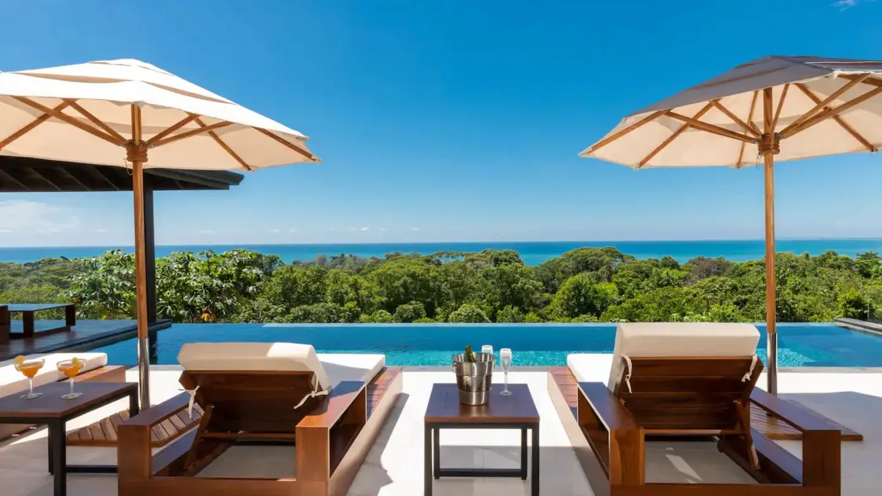 Dreamy Jungle Villa With Sunset Views photo 4