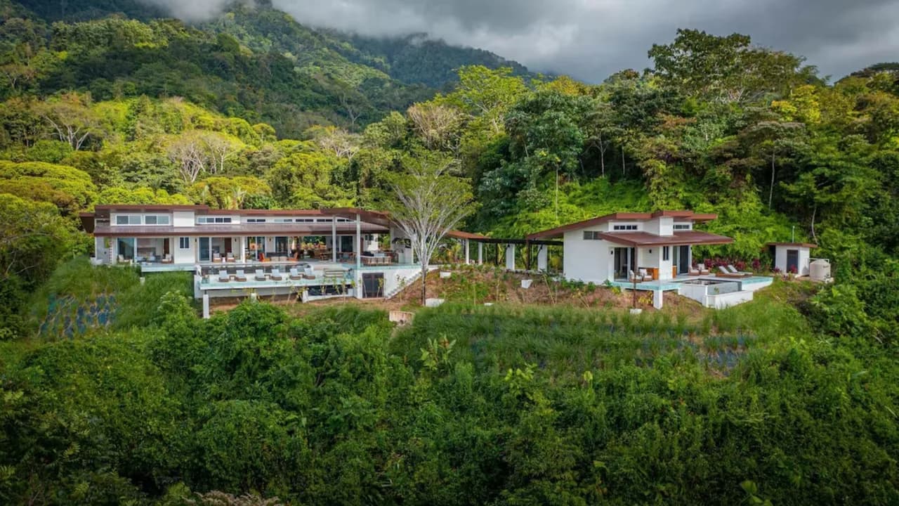 Modern Villa Perched on a Hill Overlooking Ocean photo 4