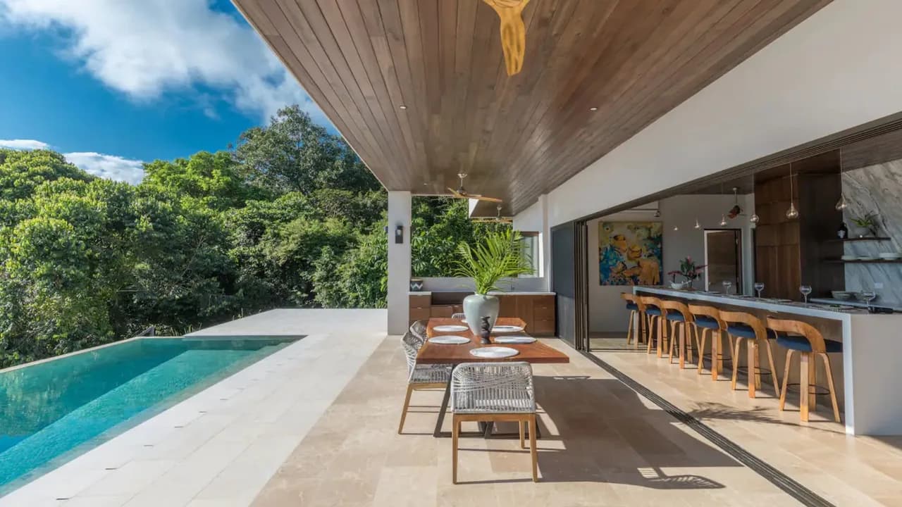 Contemporary Mountain Villa With Infinity Pool photo 2