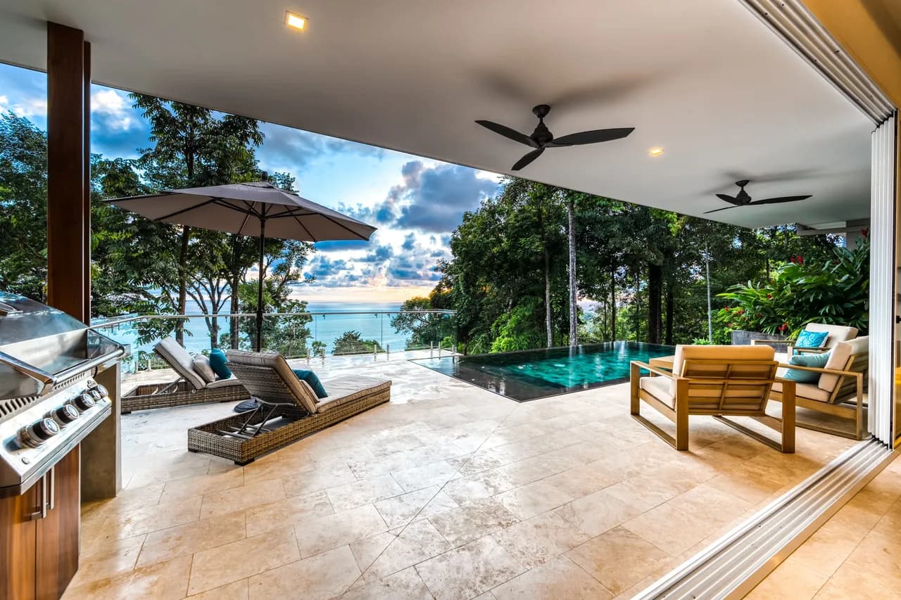Luxurious Brand-new Villa In Lush Jungle photo 3