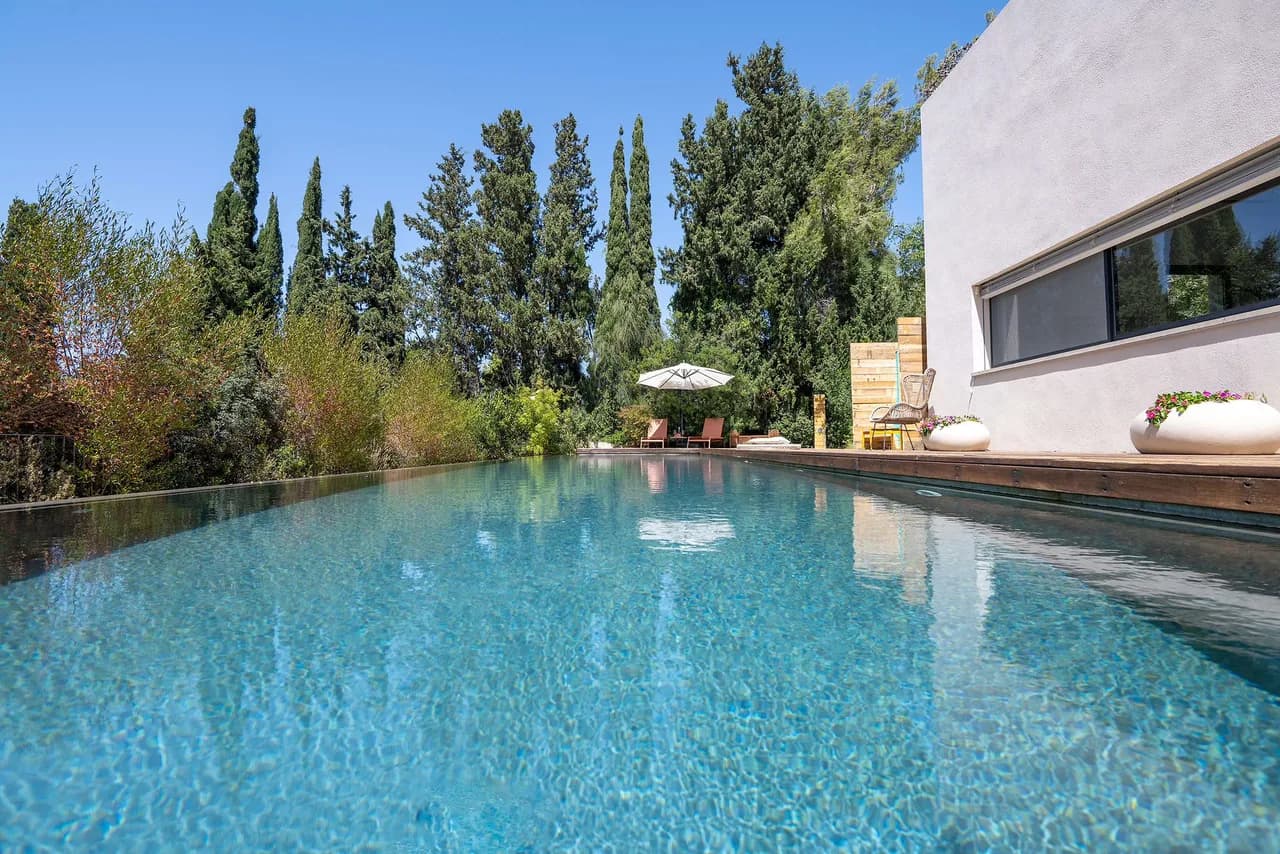 Villa Oasis With Stunning Views Of Maharal Valley