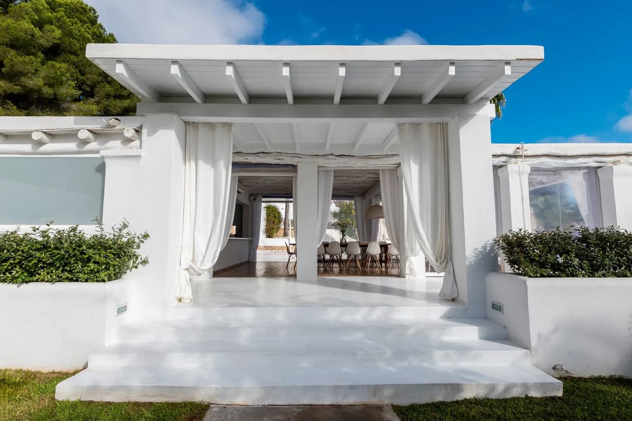 Lavish Ibiza Villa Overlooking Mediterranean Sea photo 2