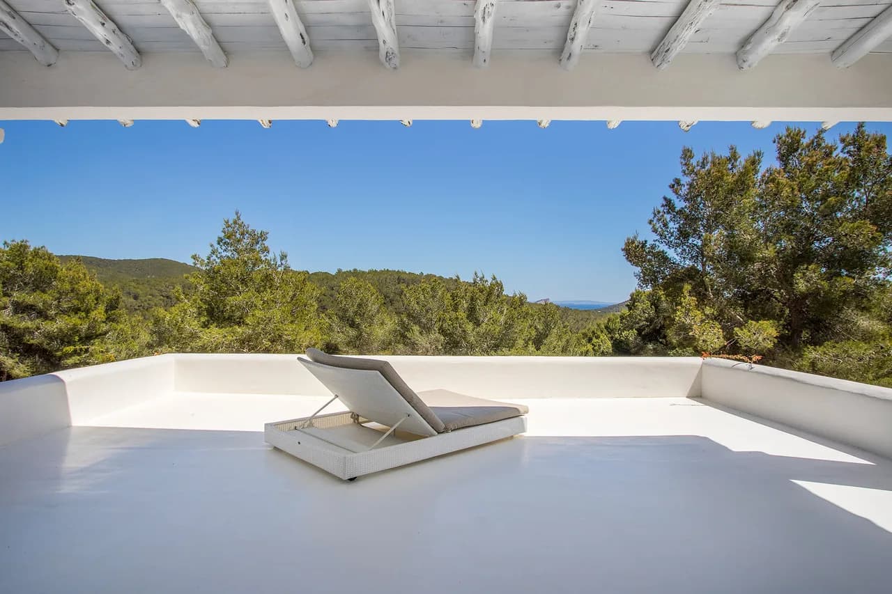 Lavish Ibiza Villa Overlooking Mediterranean Sea photo 4