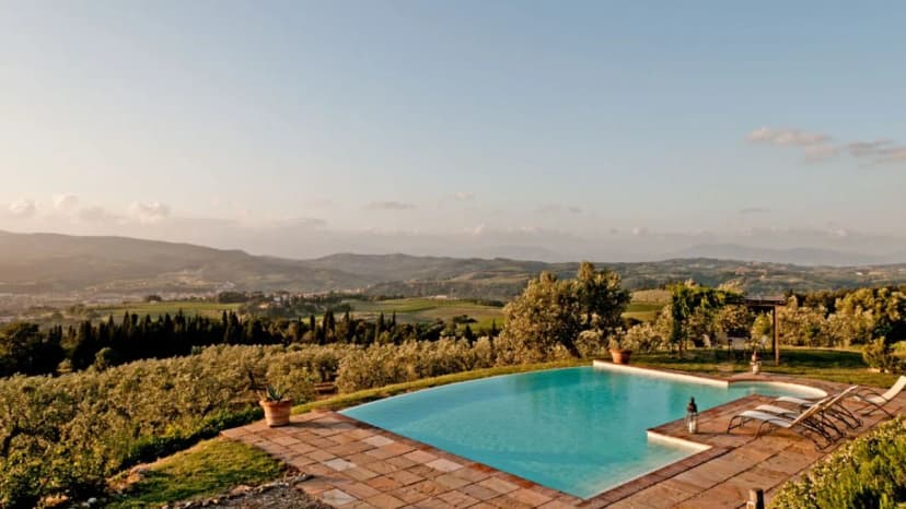 Tuscan Countryside Villa with 360 Panoramic Views
