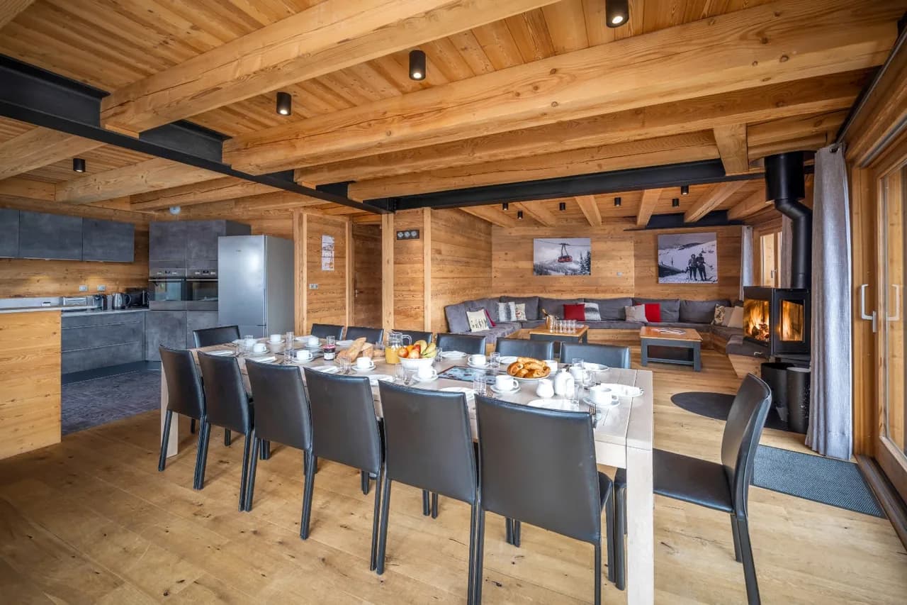 Spacious 7-Bedroom Chalet in Huez photo 5