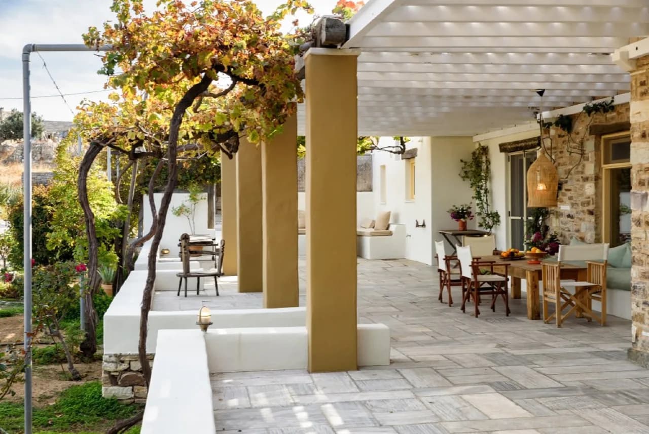 Luxury Escapade: A Vineyard Retreat In Paros photo 5