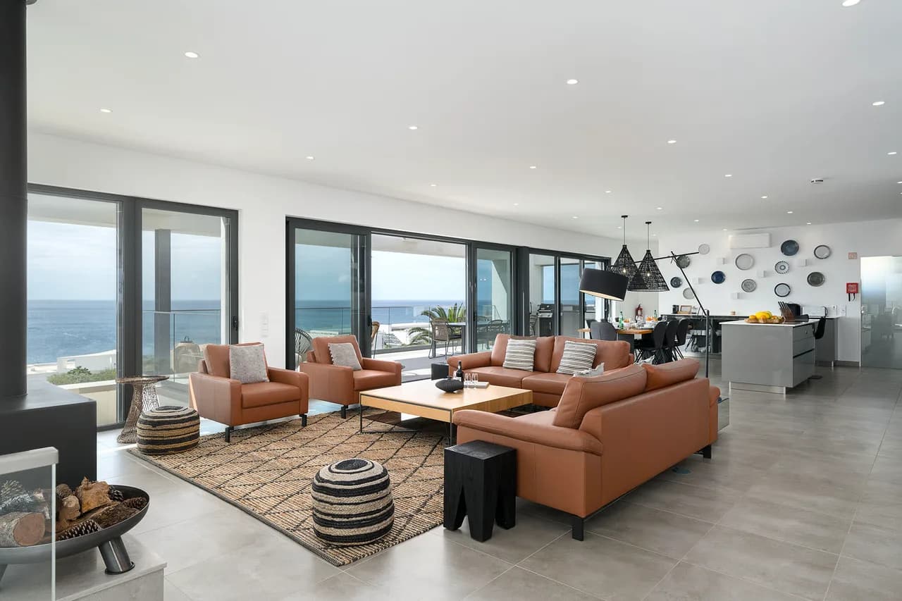 Lavish 4-bedroom Villa In The Area Of Praia Da Luz photo 4