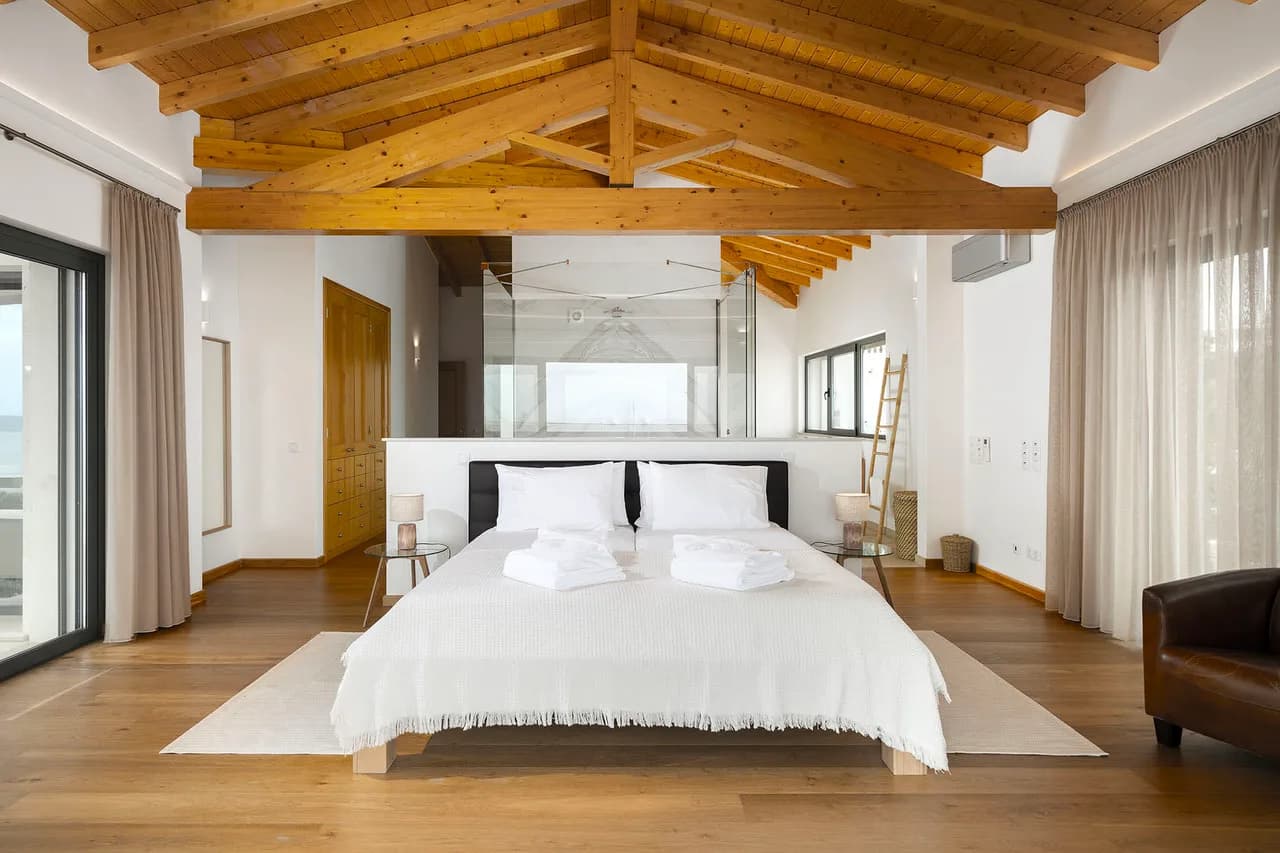 Magnificent 4-bedroom Villa Decorated With Comfort photo 4