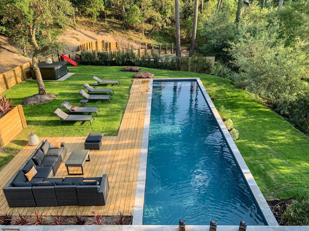 Eco-Luxe Five-Bedroom Villa with Heated Pool photo 4