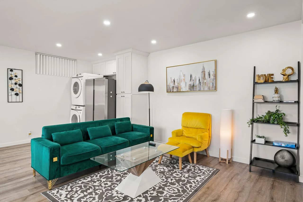 Spacious Two Bedroom Villa in Altadena photo 3